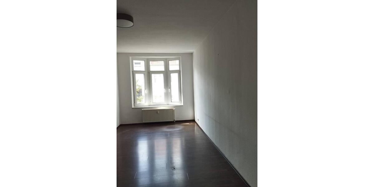 Etagenwohnung Halle (Saale) Damaschkestraße - 2 Zimmer, 71 m&sup2;, 500&euro; | Angebot:26587412