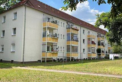 Wohnung Bad Dürrenberg Kötzschau - 3 Zimmer, 64 m&sup2;, 410&euro; | Angebot:26840707