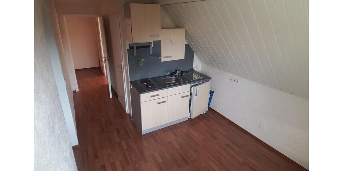 Dachgeschoßwohnung Sandersdorf-Brehna Brehna - 2 Zimmer, 40 m&sup2;, 280&euro; | Angebot:24616479