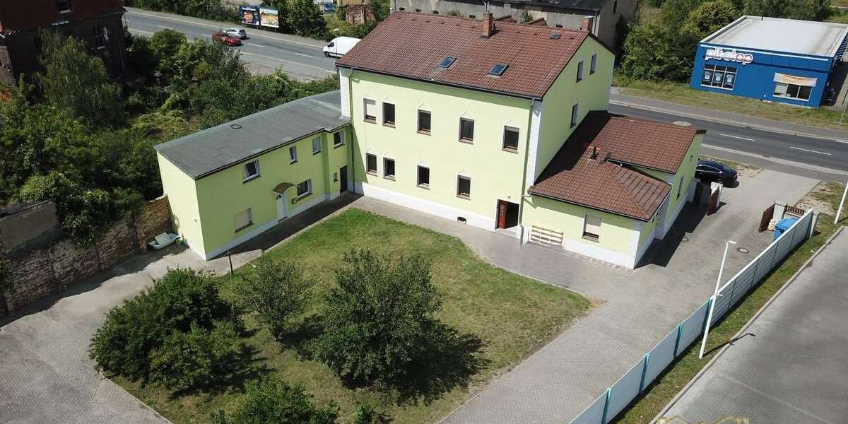 Etagenwohnung Bitterfeld Bitterfeld - 2 Zimmer, 69 m&sup2;, 520&euro; | Angebot:26805277
