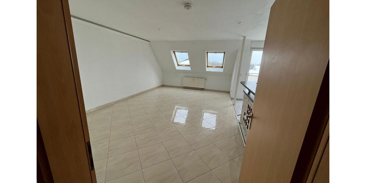 Dachgeschoßwohnung Sandersdorf-Brehna Torna - 2 Zimmer, 72 m&sup2;, 575&euro; | Angebot:26295223