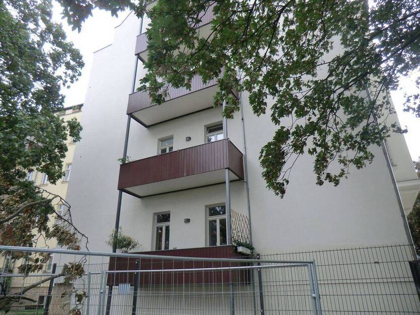 schicke, gute ausgestattete Wohnung an pulsierender Lützner Str.