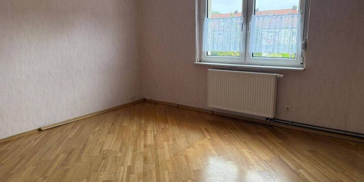 Reihenmittelhaus Halle Gesundbrunnen - 3 Zimmer, 95 m&sup2;, 195.000&euro; | Angebot:26572670