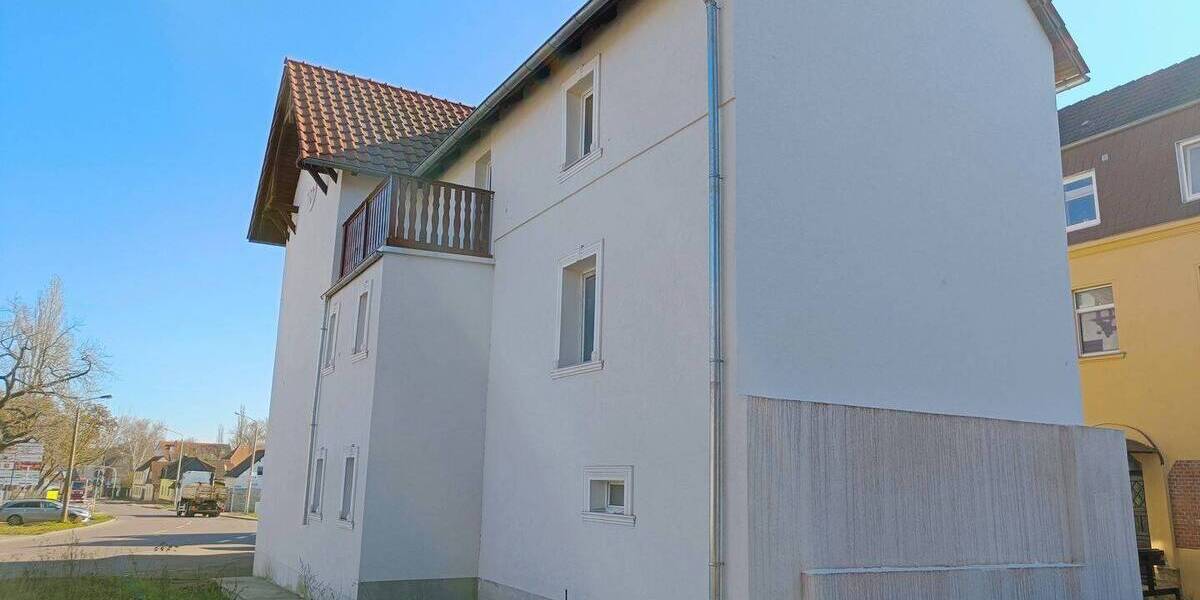 Mehrfamilienhaus, Wohnhaus Halle (Saale) Radewell-Osendorf - 8 Zimmer, 248 m&sup2;, 379.000&euro; | Angebot:26308898
