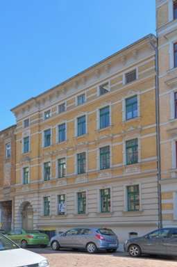 Wohnung zum Mieten in Halle 425 € 60.7 m² 2 zimmer