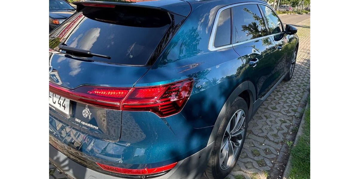 Audi Q8 e-tron 90.000 km 28.900 &euro; Landsberg 06188