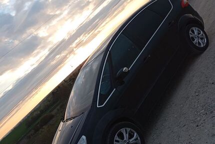 Ford S-Max 90.000 km 9.500 &euro; Salzatal 06179