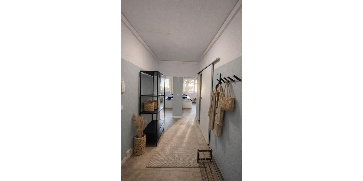 Etagenwohnung Halle (Saale) Büschdorf - 3 Zimmer, 70 m&sup2;, 800&euro; | Angebot:26493719