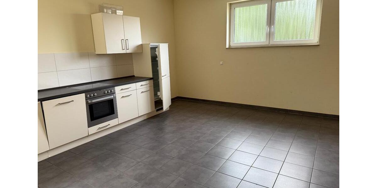 Einfamilienhaus Wettin-Löbejün Löbejün - 7 Zimmer, 250 m&sup2;, 8&euro; | Angebot:24728879