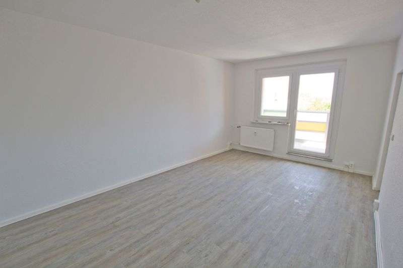Etagenwohnung Halle (Saale) Trotha - 1 Zimmer, 36 m&sup2;, 285&euro; | Angebot:25351728