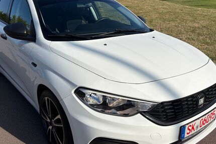 Fiat Tipo 146.000 km 5.499 &euro; HALLE 06116