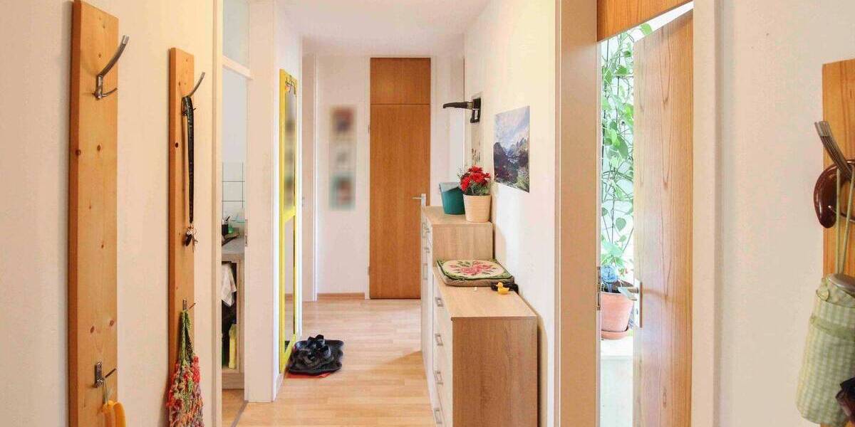 Etagenwohnung Markranstädt - 3 Zimmer, 69 m&sup2;, 160.000&euro; | Angebot:26903770