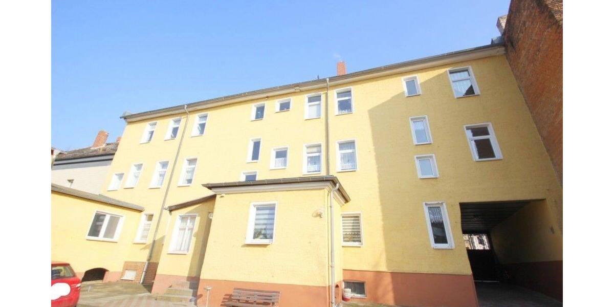 Etagenwohnung Lützen - 4 Zimmer, 120 m&sup2;, 900&euro; | Angebot:26797660