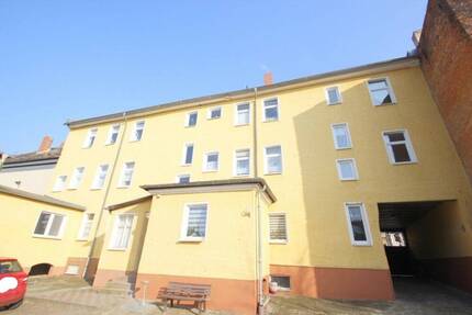 Wohnung Lützen - 4 Zimmer, 120 m&sup2;, 980&euro; | Angebot:26797660