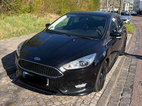 Ford Focus 111.500 km 10.490 &euro; Halle (Saale), Stadt 06120