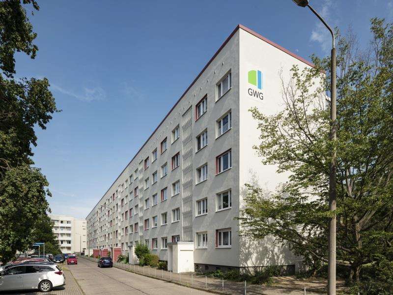 Wohnung zum Mieten in Halle (Saale) 329 € 51.52 m²