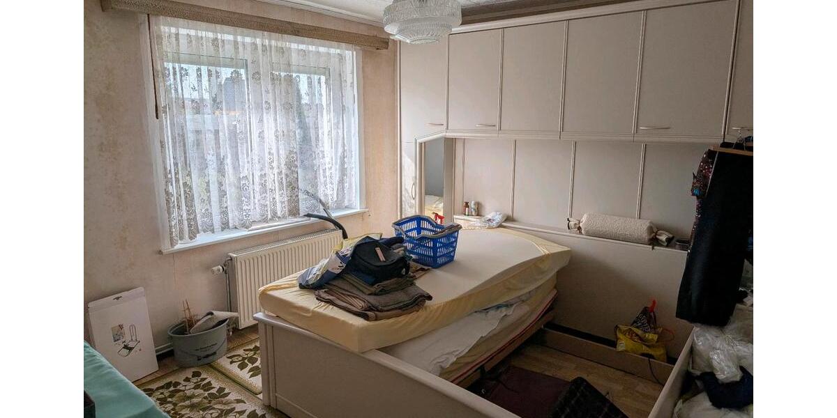 Mehrfamilienhaus, Wohnhaus Querfurt - 2 Zimmer, 48 m&sup2;, 16.000&euro; | Angebot:25941082