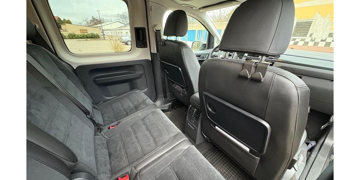 VW Caddy Maxi 182.100 km 16.450 &euro; Eisleben 06295