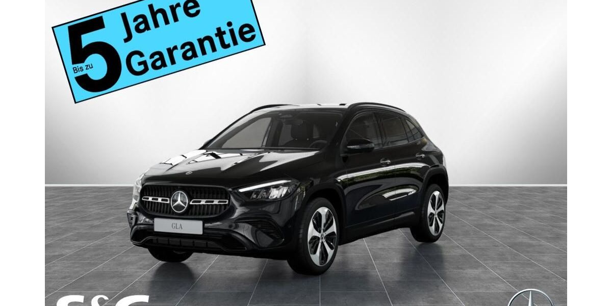 Mercedes-Benz GLA 180 11.373 km 37.889 &euro; Merseburg 06217