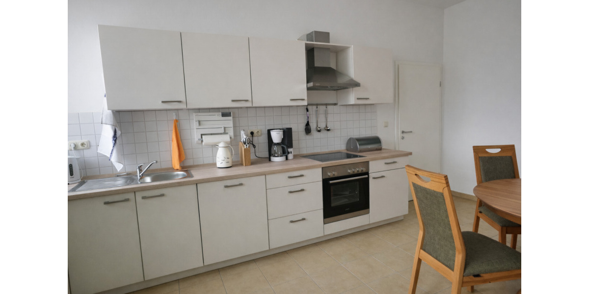 Mehrfamilienhaus, Wohnhaus Schkopau Röglitz - 1 Zimmer, 303 m&sup2;, 580.000&euro; | Angebot:25798022