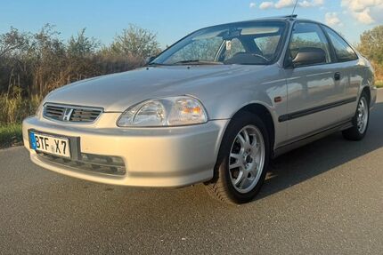 Honda Civic 377.816 km 2.899 &euro; Wolfen 06766