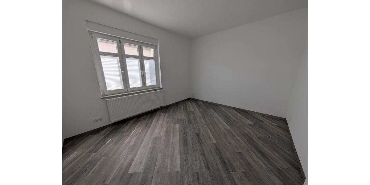 Etagenwohnung Seegebiet Mansfelder Land - 3 Zimmer, 95 m&sup2;, 760&euro; | Angebot:26453493